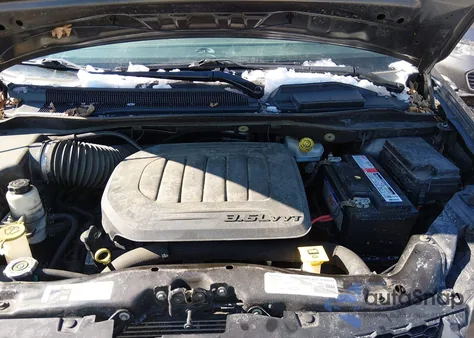 2019 Dodge Grand Caravan Sxt z USA, uszkodzony, nr VIN 2C4RDGCG9KR677991